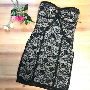 Super cute Lacey bodycon dress Sz Sm